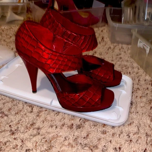 Gianni Bini Shoes | Gianni Bini Red Patent Leather Platform Dress Sandals. Size 8. | Color: Red | Size: 8 | Stariab's Closet